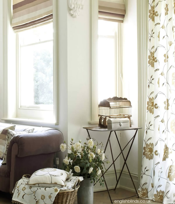 Roller vs Roman Battle of the Blinds English Blinds Roller vs Roman Battle of the Blinds English Blinds