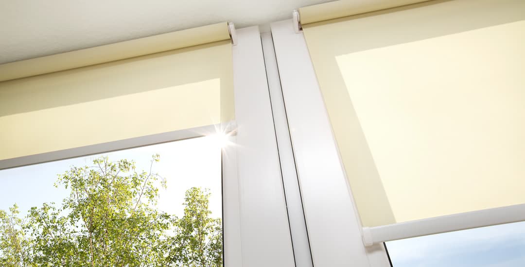 Spring roller blinds