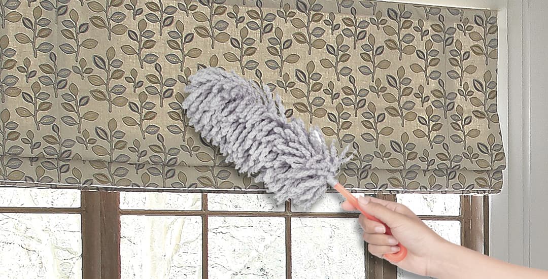 Dusting roman blinds