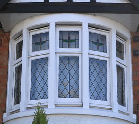 Five-sided bay window