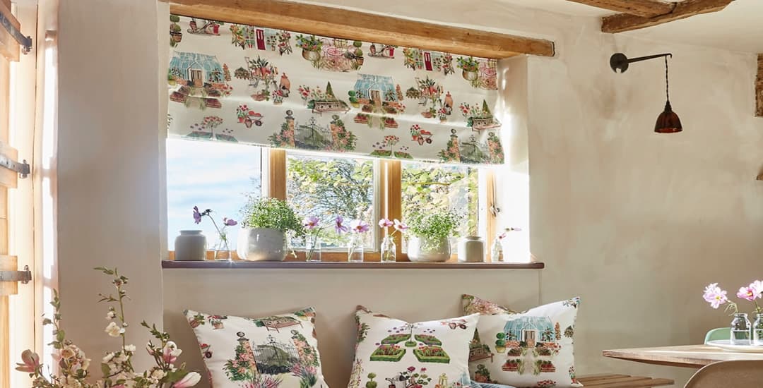 Luxury English garden patterned roman blinds