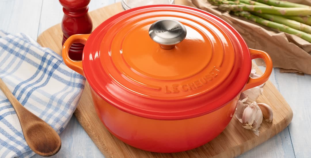 Le Creuset Dutch oven on kitchen worktop