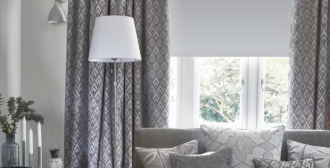 Is It Better to Have Blackout Curtains or Blinds? - English Blinds