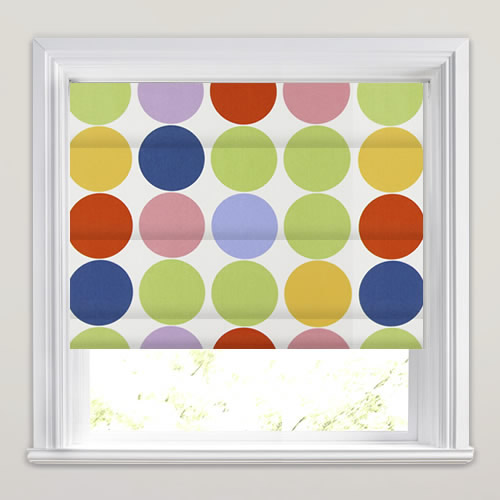 Spot on Neapolitan Roman Blind